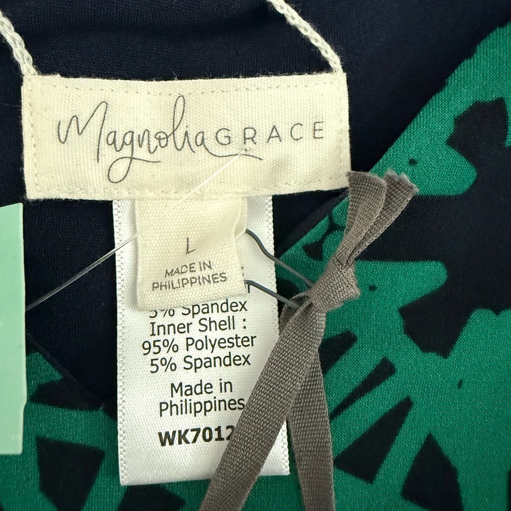 Magnolia Perissa Reversible Knit Dress - Picture 9 of 13